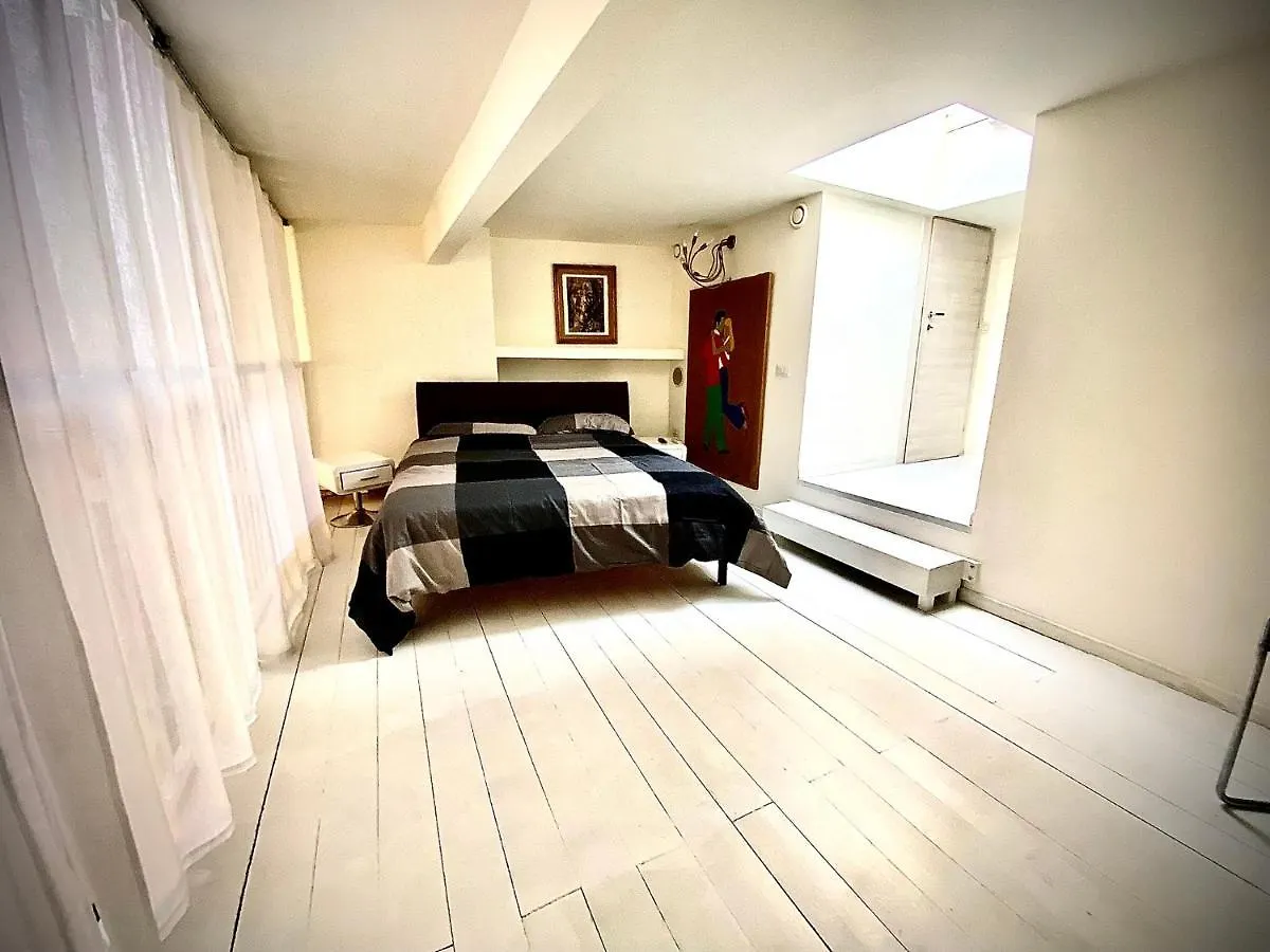 Nolo 12 - Duomo In 10 Minutes Apartment Milan