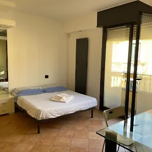 Domusmi Fracastoro 25 Appartamento